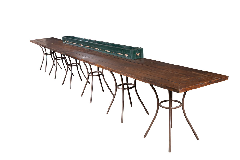 MESA IMBUIA BANQUETE COM FLOREIRA CENTRAL