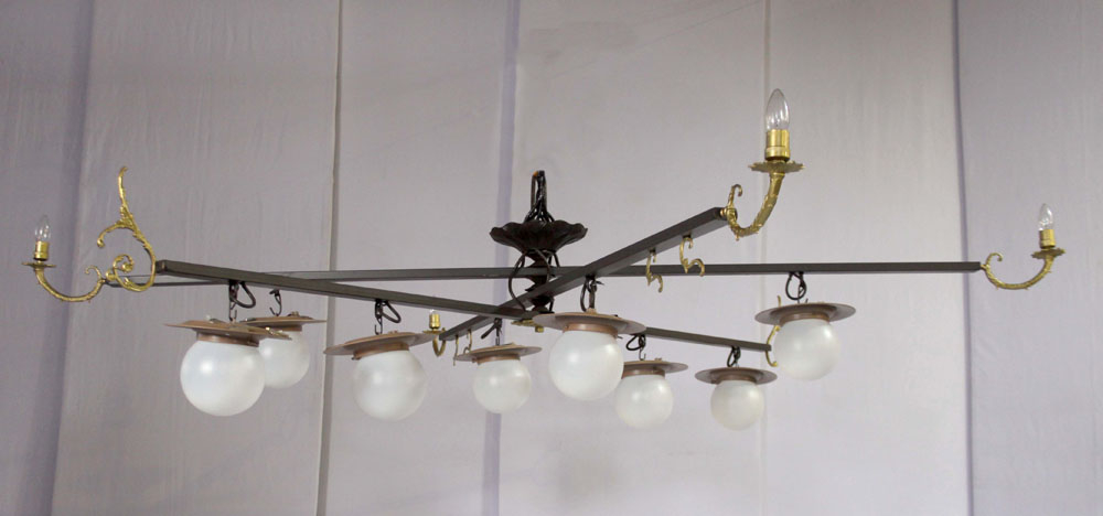 LUSTRE ARTICULADO / GLOBO COM 08 LAMPADAS 220V