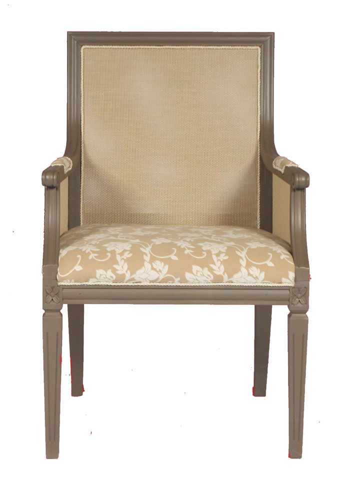 POLTRONA JACARD QUADRADA COM TELA 